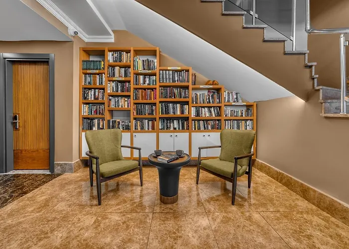 מלון דירות Yeniacun 4*