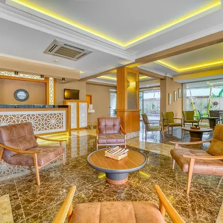 耶尼亚俊公寓式酒店 阿拉尼亚