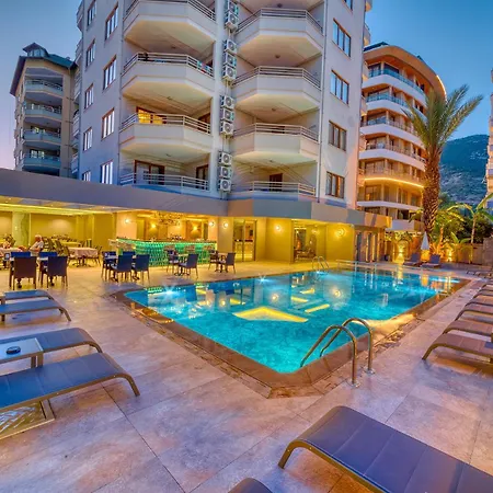 耶尼亚俊公寓式酒店 阿拉尼亚