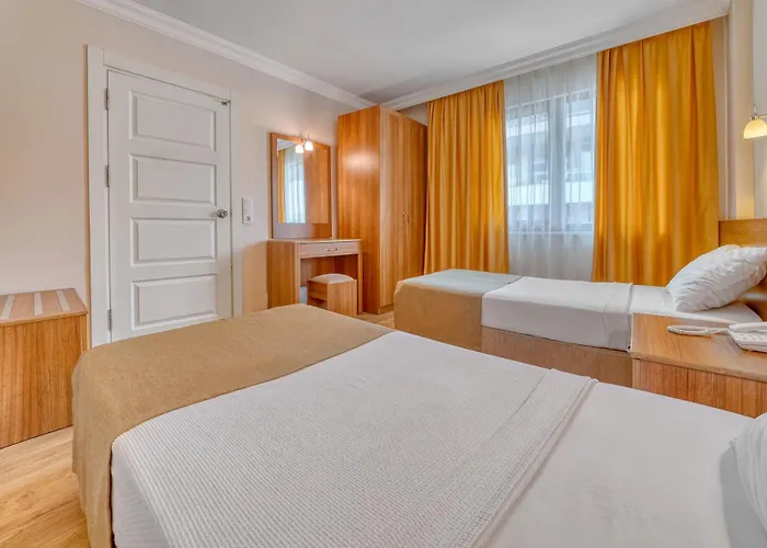 耶尼亚俊公寓式酒店 阿拉尼亚